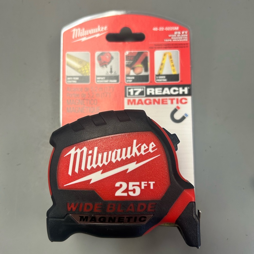 Milwaukee 48-22-0225M 25' Wide Blade Magnetic Tape Measure